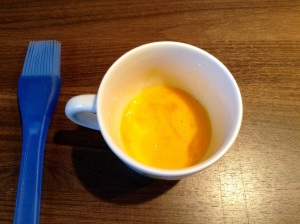Rezept Apfel-Zimt-Sticks - Ei in der Tasse verrührt